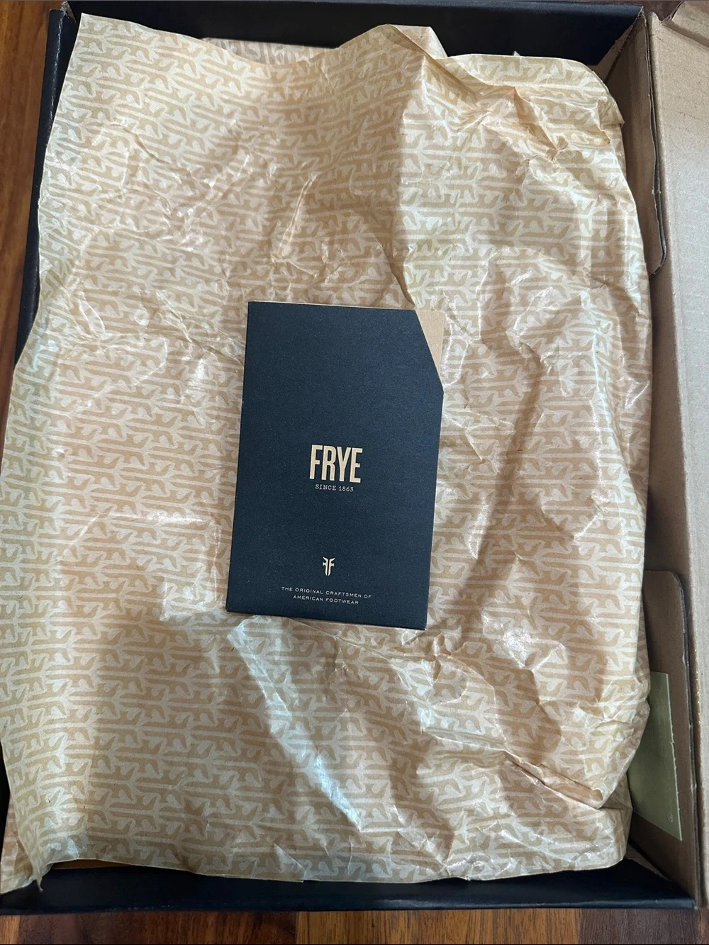 Frye low top